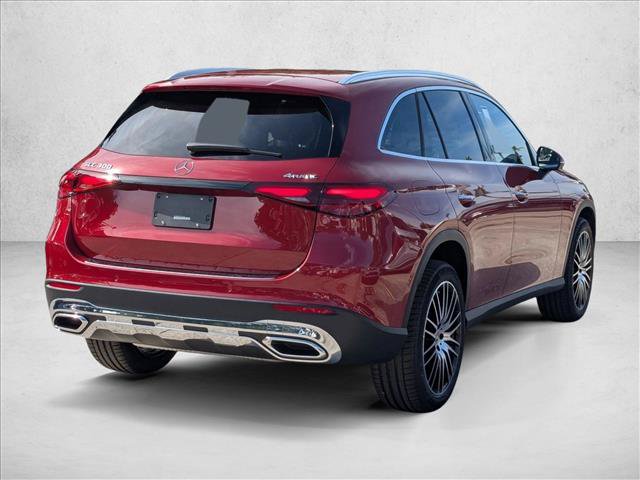 Used 2026 Mercedes-Benz GLC 300 4MATIC image 2