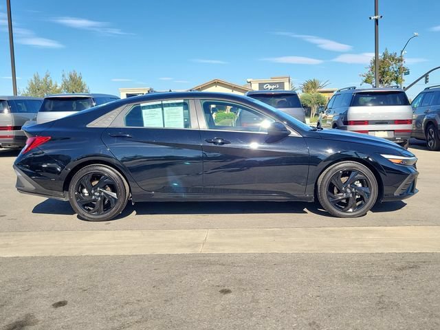 Certified 2026 Hyundai Elantra Sport w/ Cargo Package FWD image 33