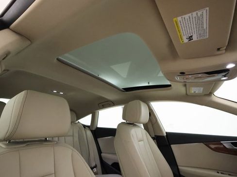 Used 2022 Audi A5 2.0T Premium image 27