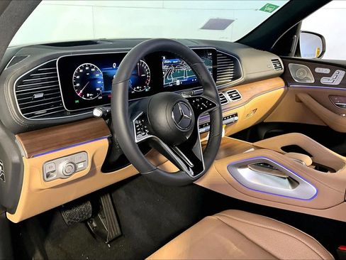 New 2026 Mercedes-Benz GLE 450e 4MATIC image 9