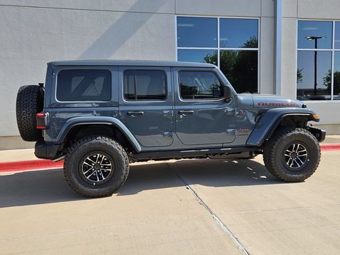 New 2026 Jeep Wrangler Unlimited Rubicon AWD/4WD image 2