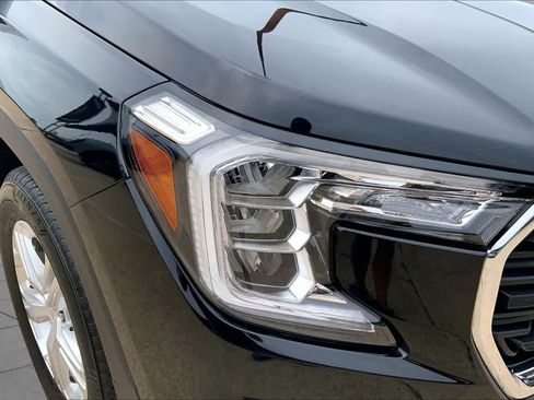 Certified 2024 GMC Terrain SLE AWD/4WD image 27