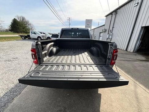 Used 2022 RAM 3500 Laramie AWD/4WD image 7