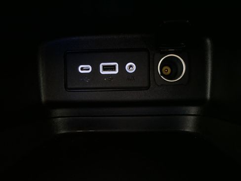 Used 2020 Chevrolet Equinox LT image 30