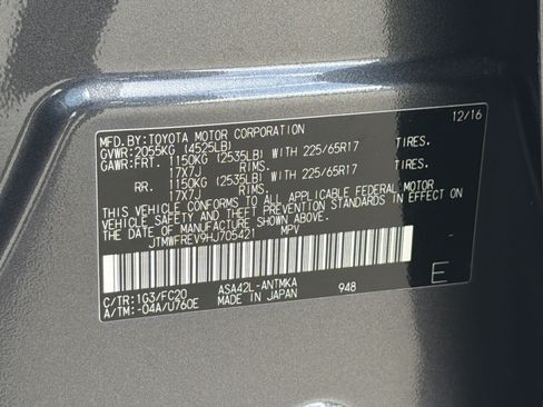 Used 2017 Toyota RAV4 XLE FWD image 34