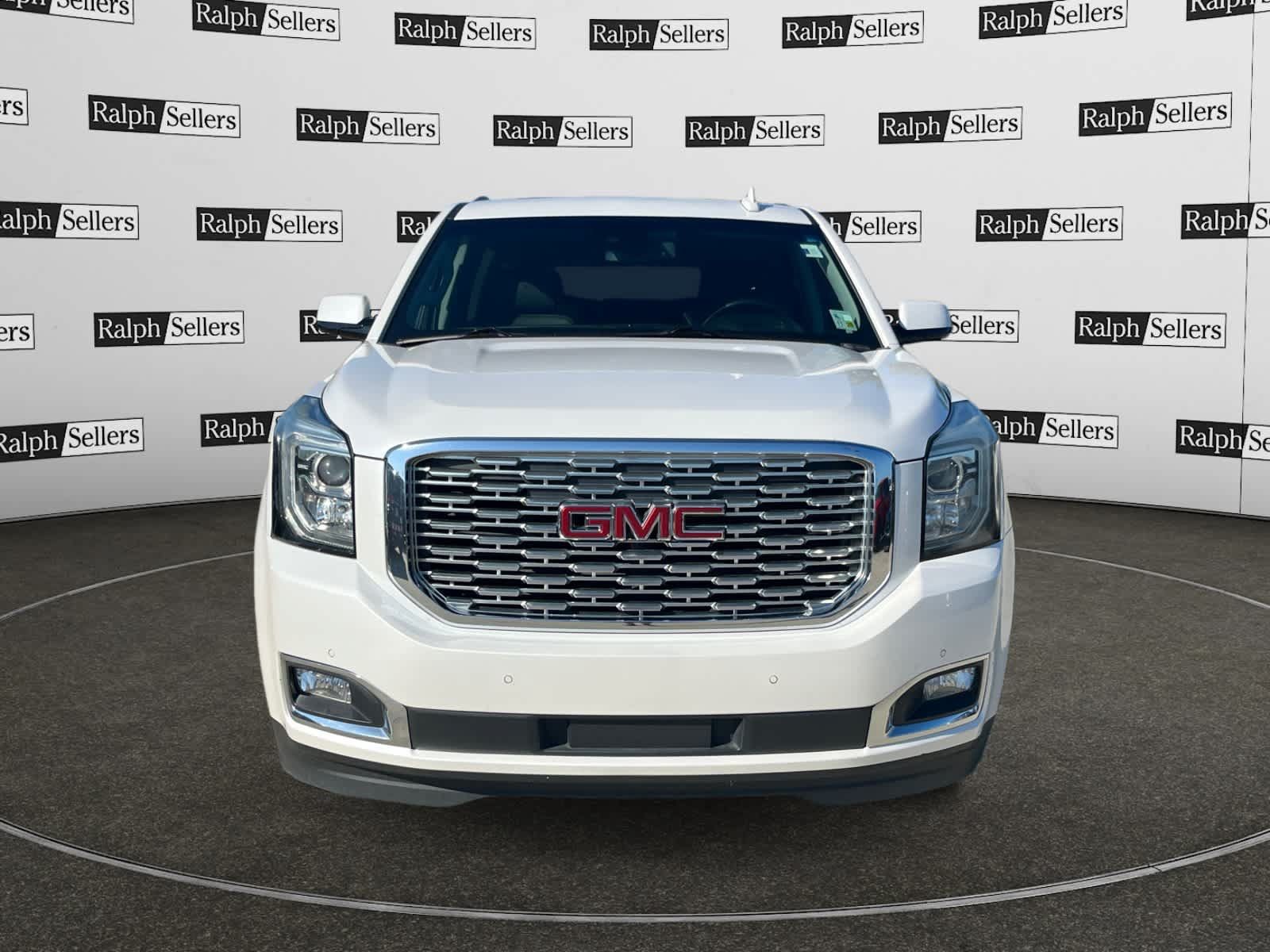 Used 2019 GMC Yukon XL Denali w/ Open Road Package RWD image 5