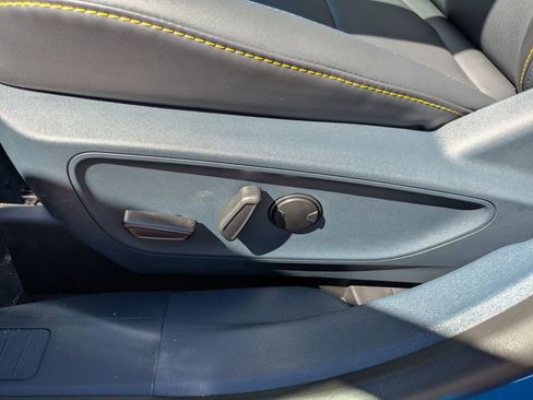 New 2025 Ford Maverick Lobo image 9