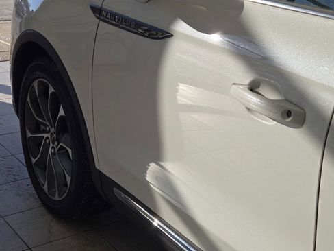 Used 2023 Lincoln Nautilus Reserve w/ Equipment Group 201A image 18