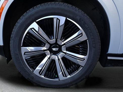 New 2025 Cadillac Escalade IQ Luxury 2 image 11