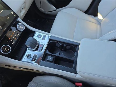 Certified 2025 Jaguar F-PACE R-Dynamic S image 24
