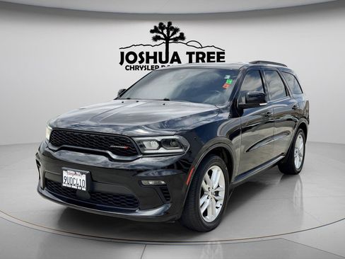 Used 2023 Dodge Durango GT RWD image 3