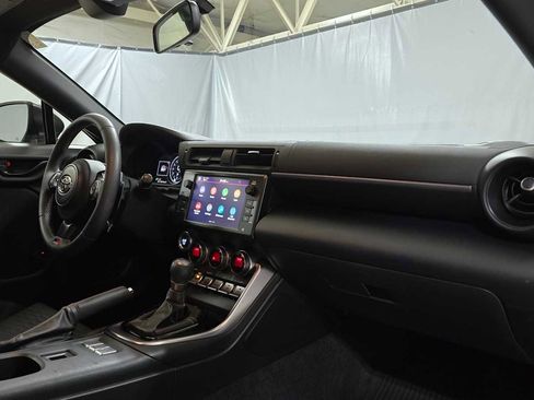 Used 2023 Toyota GR86 image 13