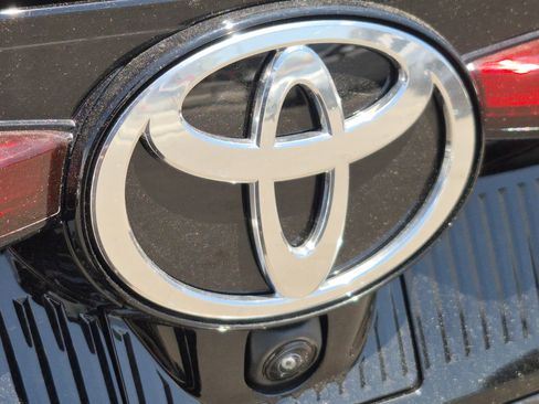 New 2026 Toyota Crown XLE image 11