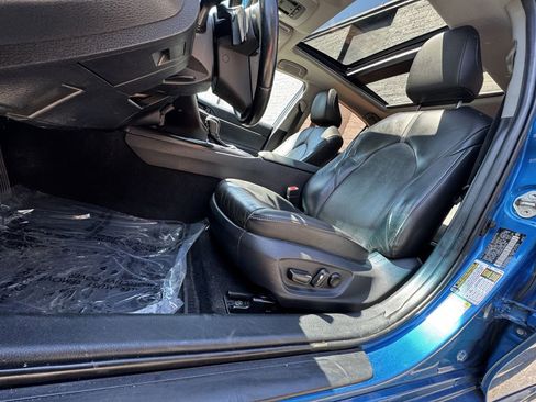 Used 2018 Toyota Camry XSE FWD image 12