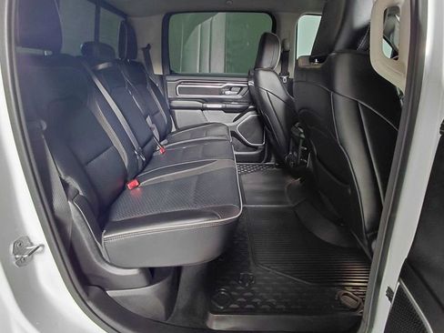 Used 2022 RAM 1500 Laramie AWD/4WD image 16