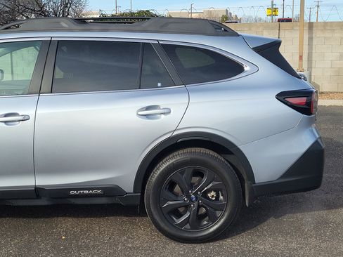 Used 2021 Subaru Outback Onyx Edition XT image 4