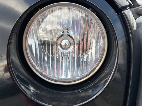 Used 2017 Jeep Wrangler Sport w/ Quick Order Package 24S image 11