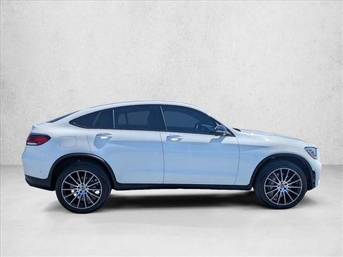 Used 2022 Mercedes-Benz GLC 300 4MATIC Coupe image 4