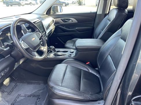 Used 2018 Chevrolet Traverse LT AWD/4WD image 11