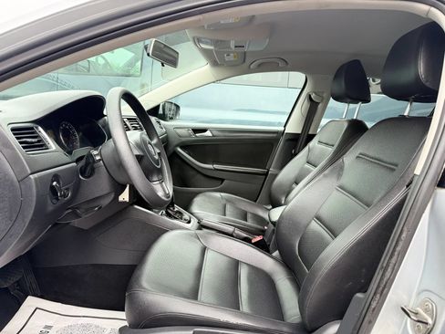 Used 2014 Volkswagen Jetta SE FWD image 10