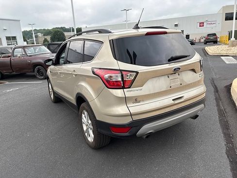 Used 2018 Ford Escape SEL AWD/4WD image 12