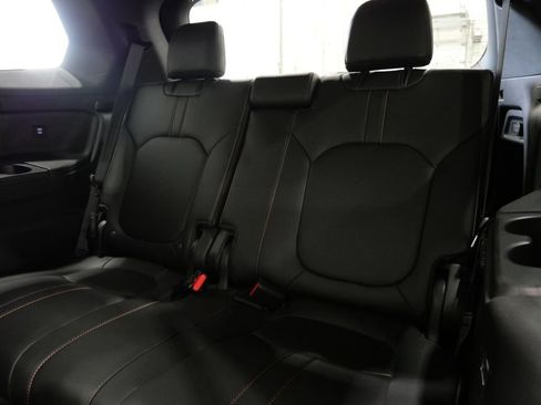Used 2024 Honda Pilot TrailSport image 22