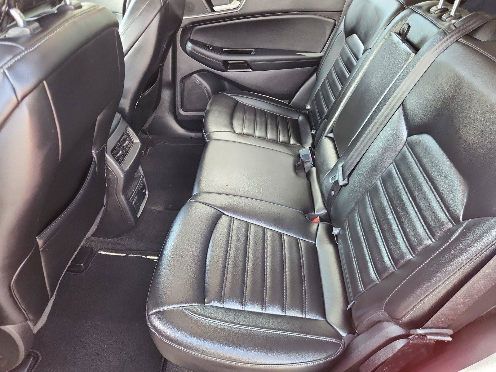 Used 2019 Ford Edge SEL w/ Equipment Group 201A AWD/4WD image 11