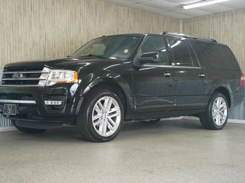 Used 2017 Ford Expedition EL Limited w/ Equipment Group 301A RWD image 4