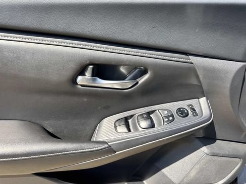 Used 2024 Nissan Sentra SV w/ All-Weather Package FWD image 27