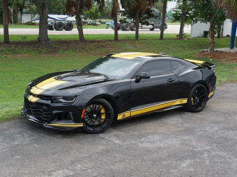 Used 2020 Chevrolet Camaro ZL1 RWD image 10