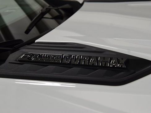 Used 2025 Chevrolet Silverado 3500 LT w/ All Star Edition image 14