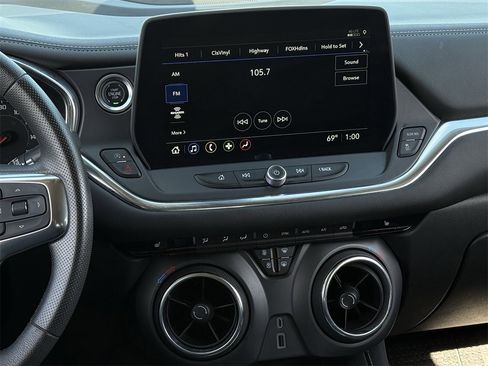 Used 2023 Chevrolet Blazer LT w/ Convenience Package image 16