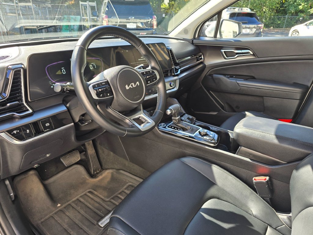 Certified 2023 Kia Sportage EX FWD image 11
