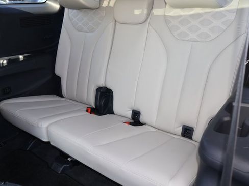 Used 2022 Hyundai Palisade Calligraphy image 15