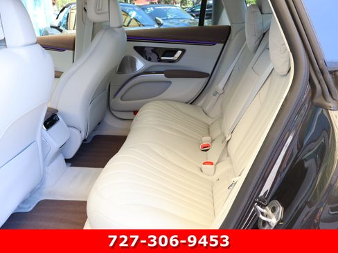 Certified 2023 Mercedes-Benz EQS 580 4MATIC Sedan image 19