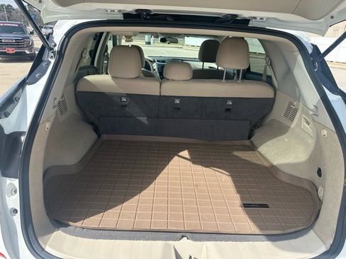 Used 2017 Nissan Murano SV w/ Premium Package image 14