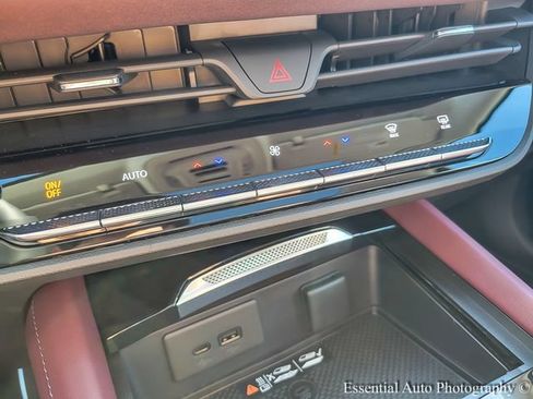 New 2026 Buick Envision Sport Touring AWD/4WD image 17
