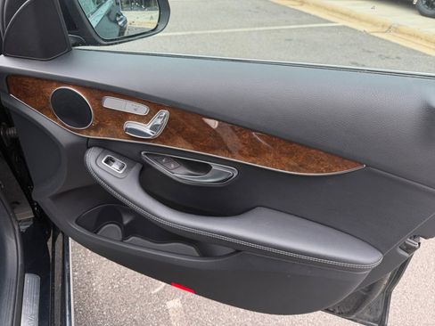 Used 2018 Mercedes-Benz C 300 4MATIC Sedan image 32