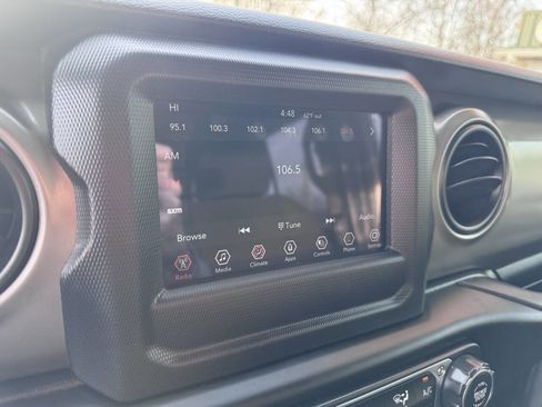 Used 2021 Jeep Wrangler Unlimited Sport image 27