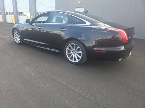 Used 2018 Jaguar XJ R-Sport AWD/4WD image 10
