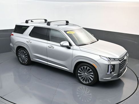 Used 2023 Hyundai Palisade Calligraphy image 15