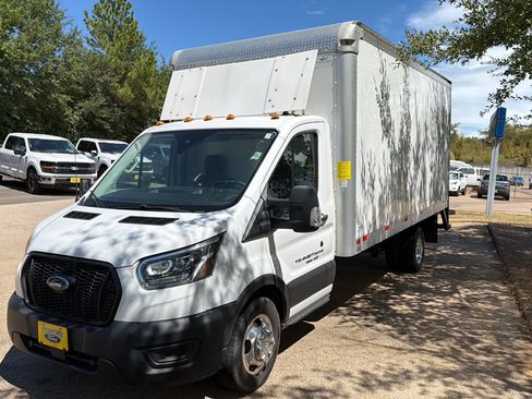 Used 2023 Ford Transit 350 Low Roof DRW AWD w/ Ambulance Prep Package image 4