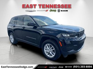 Used 2025 Jeep Grand Cherokee Laredo X w/ Luxury Tech Group I AWD/4WD video 1