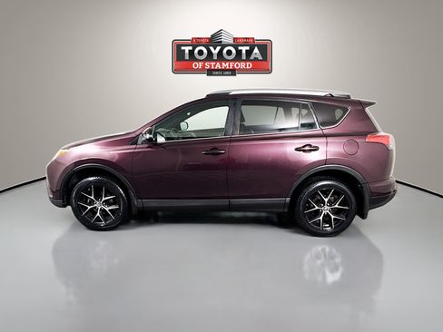 Used 2018 Toyota RAV4 SE w/ Advanced Technology Package AWD/4WD image 4