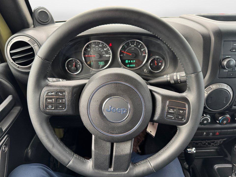 Used 2013 Jeep Wrangler Unlimited Sport w/ Connectivity Group AWD/4WD image 13