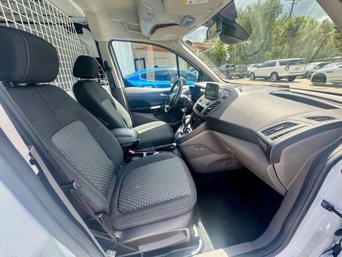 Used 2019 Ford Transit Connect XLT FWD image 22