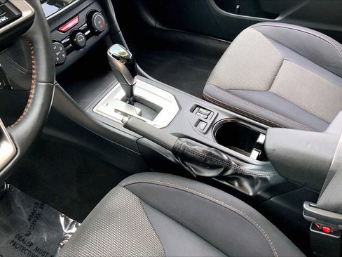 Used 2019 Subaru Crosstrek 2.0i Premium w/ Eyesight System AWD/4WD image 16