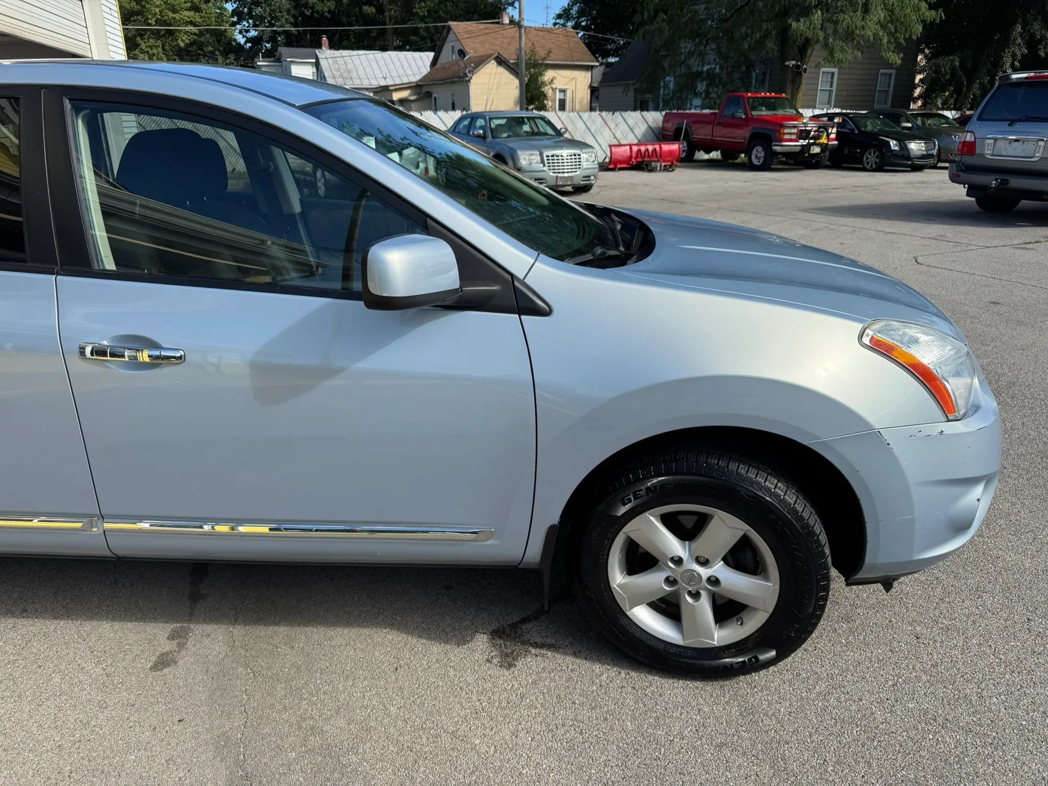 Used 2013 Nissan Rogue S w/ Special Edition Pkg AWD/4WD image 11