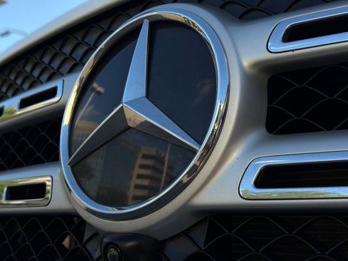 Used 2022 Mercedes-Benz GLB 250 4MATIC image 13