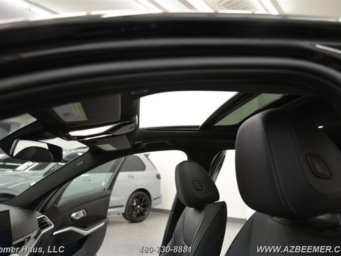 Used 2023 BMW 330i Sedan w/ Premium Package image 36